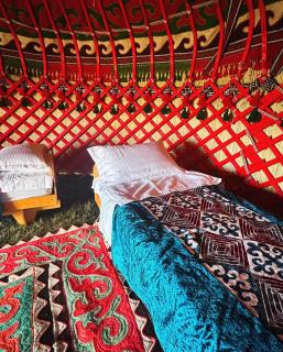 Nomads Soul yurt camp at Son Kol lake - 8