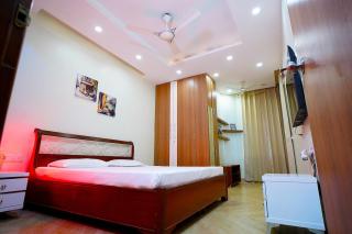 Premium Entire 3BHK Service Apartment by SparksFly - 1