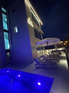 EFFÉI Boutique Hotel - 2