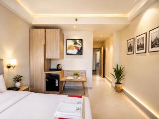 Hotel The Olive Turtle Front Of Puri Sea Beach - 4