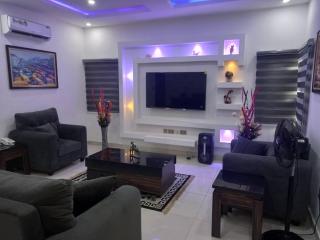 Highfive Apartment - 1