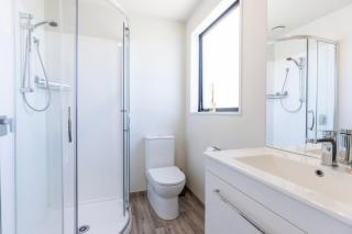 2BR Apartment-Sleeps 6-Parking & Pets - 6