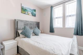 Perfect 1 Bedroom Apartment in Whitehall, Bristol - 4