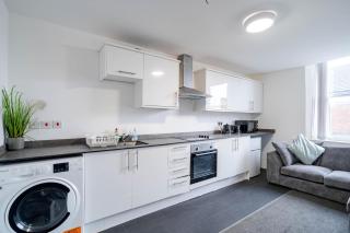 2 Bed Apartment Sleeps 6 - Pets Welcome - 7