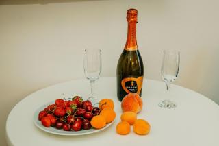 Orbi City C apartment with sea view, 2 minutes to the beach - 1