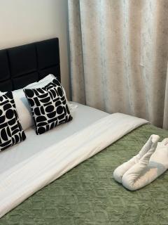 Modern Studio near Karen with Pool WiFi and Parking - 9