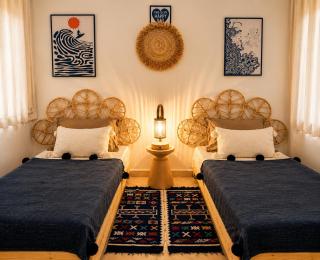 Banana Surf Camp - Yoga Vibe and Retreat Oceanfront - 1