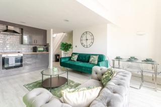Delightful 2 Bedroom Apartment in St George, Bristol - 8