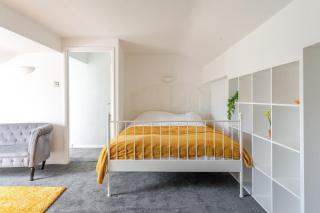 Delightful 2 Bedroom Apartment in St George, Bristol - 2
