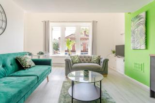 Delightful 2 Bedroom Apartment in St George, Bristol - 4