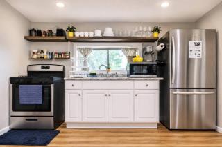 Cozy Eastwood Guesthouse,Private, Convenient, Comfortable - 9