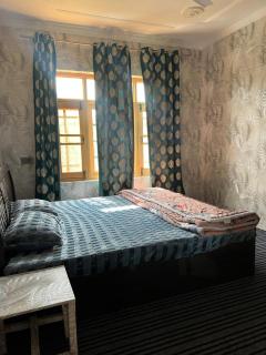 peacenest homestay - 5