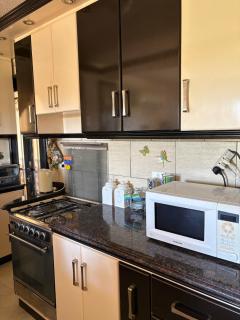 Elegant North Coast Chalet Beach, Pool & Garden - 7