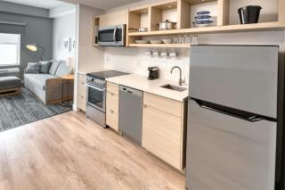TownePlace Suites by Marriott Woodstock - 6