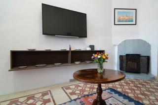 458 - Favlyn Boutique Apartments - 7