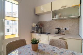 458 - Favlyn Boutique Apartments - 2