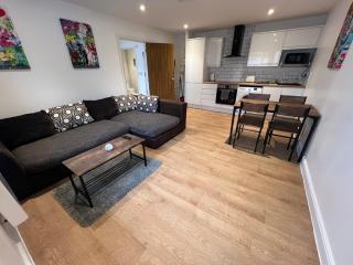 Rentals Leicester 2 - Free Street Parking - 8