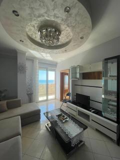 Rob's Seaview Apartment Durres Beach - 1