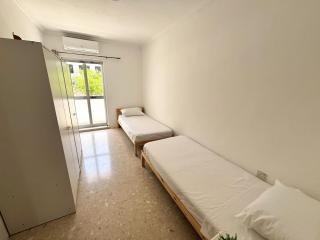 Malta Queen's Gate Accommodation - 7