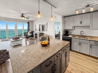 Ocean View 3 Bedroom, Condo, 19th floor - Sleeps 8 - 1