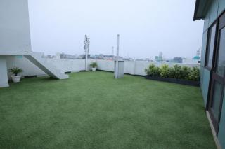 Hotel Almora - Near Delhi Airport, A Block - 8