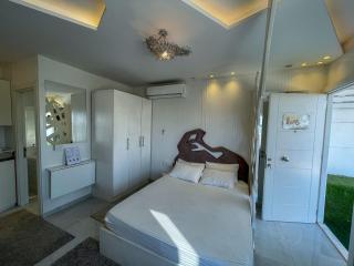 AB N1005 Nile View Studio With Private Rooftop Patio - 7
