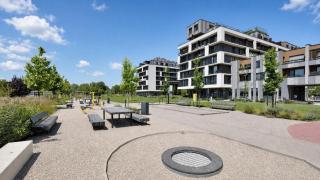 Modern Studio in Petržalka with Parking and WI-FI - 4