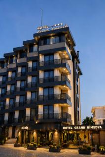 Grand Rimedya Hotel - 9