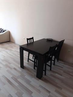 SM56 One Bedroom Apartment with Balcony - 3