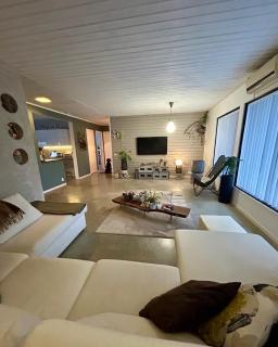 Jazz & Glamp Villa - 8