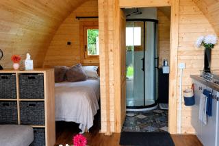 Luxury Studio Stunning Views - Milltown - 2