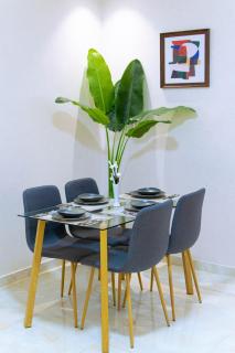 Elegant Apartment with Mountain Views - 2