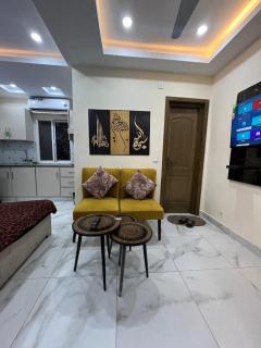 Jojos Vip Family Studio Aapartment - 9