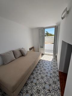 Flora's House - 9