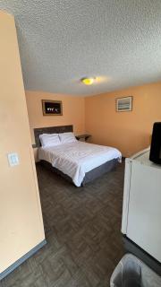 Blue Mountain Motel - 2