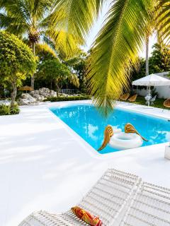 Cocoon Signature - 9