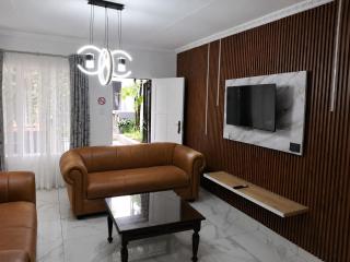 Buona Notte Suites in Linden - 8