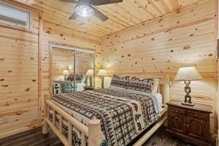 The Hill View Suite at Ten Stone Lodge - 6