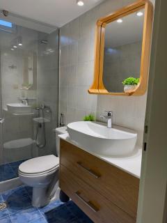 Litmus apartment 4 - 8