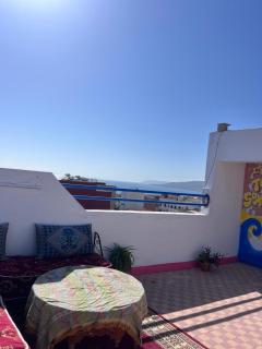 Atlantic J&B Surf House - 2