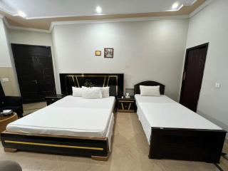 LMC Accommodation E-11-1 - 3