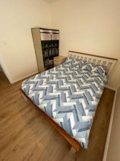 Modern Town Centre 3 Bed Apartment - 4