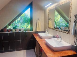 The Garden Oasis - 5