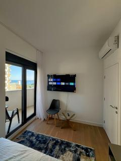 Luxury 2BR Sea View & Garage & Twin Towers Becici - Bečići - 2