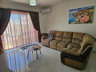 Mellieha Seaview Apartment next to Ghadira Bay - 8