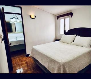 Colonial 3BR Home Near Cerro de la Cruz - 4