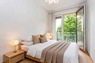Kwartał Kamienic Neptun z Garażem - Comfy Apartments - 0