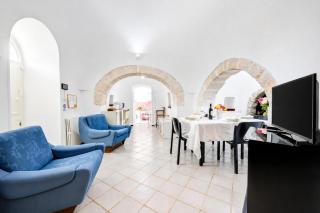 La Casa Sulla Roccia Trulli Pool - Happy Rentals - 1