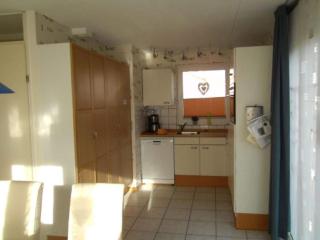 Lovely bungalow with garden - 1
