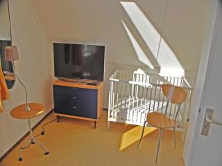 Bungalow near Breskens beach and lighthouse - 2